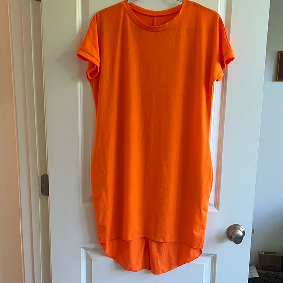 Dresses & Skirts - Bright Orange T-Shirt Dress Size Large